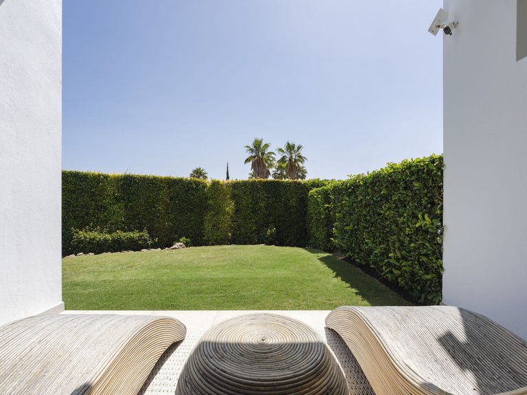 Apartment for Sale in El Paraiso, Malaga 4