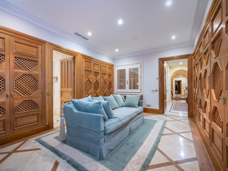 Villa for Sale in San Roque Club, Cadiz 17