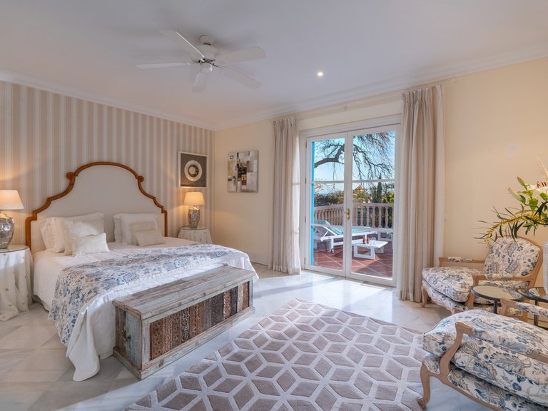Villa for Sale in San Roque Club, Cadiz 25