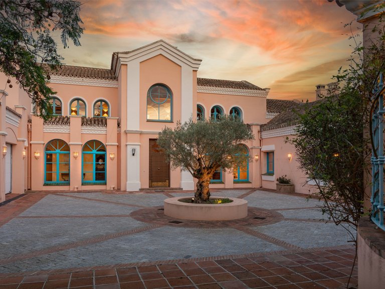 Villa for Sale in San Roque Club, Cadiz 58