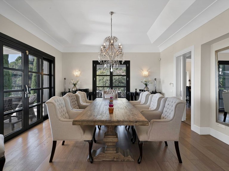 Villa for Sale in Benahavís, Malaga 10