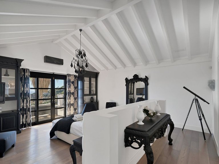 Villa for Sale in Benahavís, Malaga 20