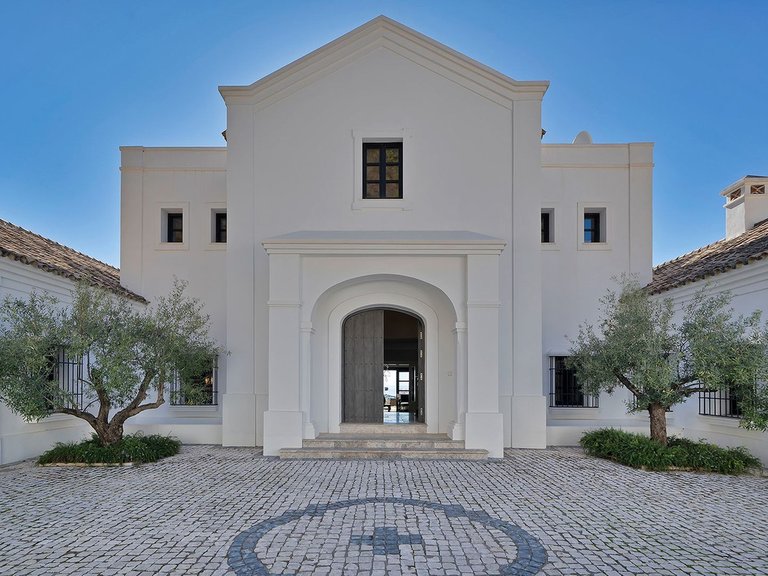 Villa for Sale in Benahavís, Malaga 29
