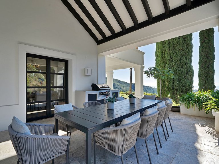 Villa for Sale in Benahavís, Malaga 31