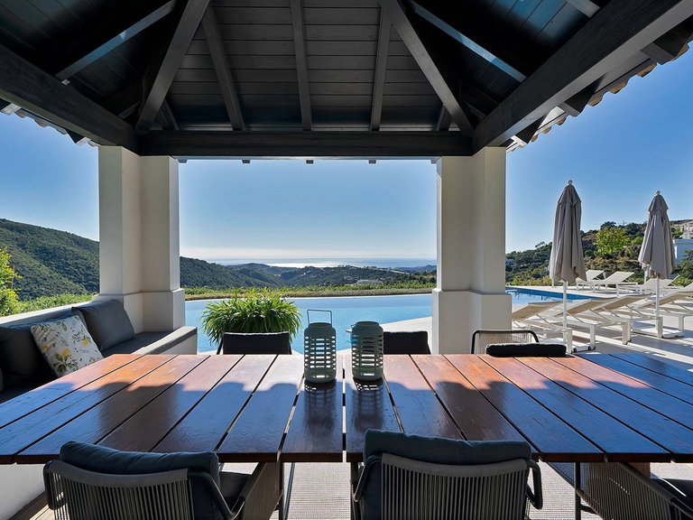 Villa for Sale in Benahavís, Malaga 35