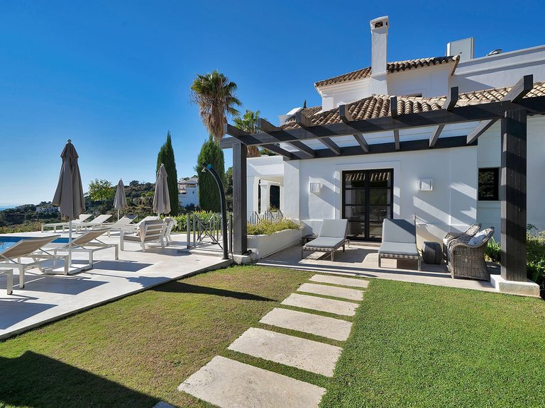 Villa for Sale in Benahavís, Malaga 36