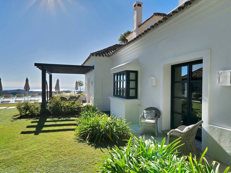 Villa for Sale in Benahavís, Malaga 40