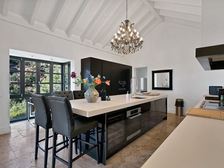 Villa for Sale in Benahavís, Malaga 6
