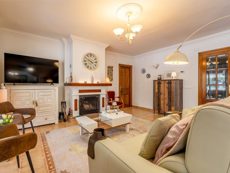 Villa for Sale in Coín, Malaga 11