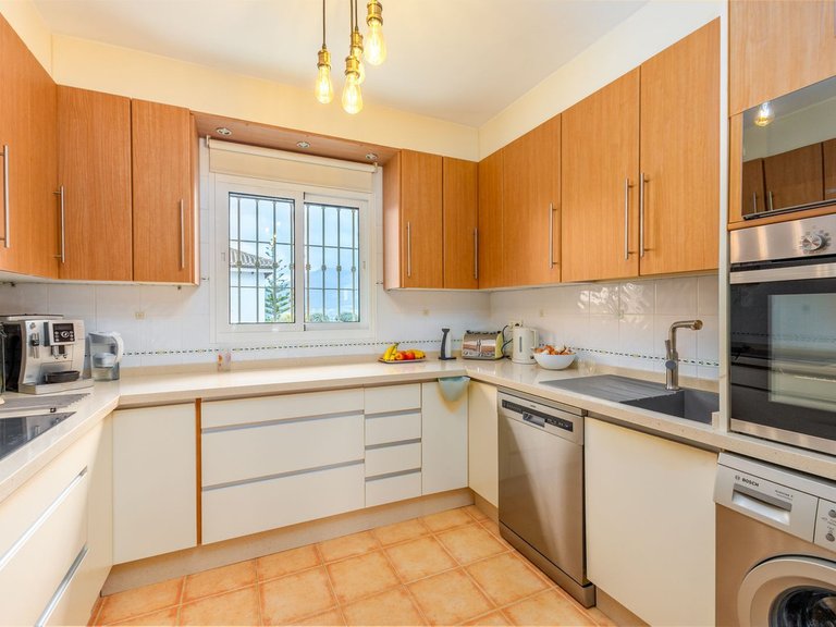 Villa for Sale in Coín, Malaga 17