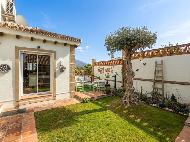 Villa for Sale in Coín, Malaga 29