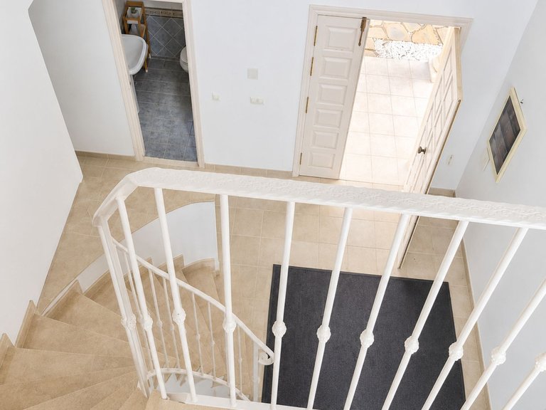 Villa for Sale in Valtocado, Malaga 14