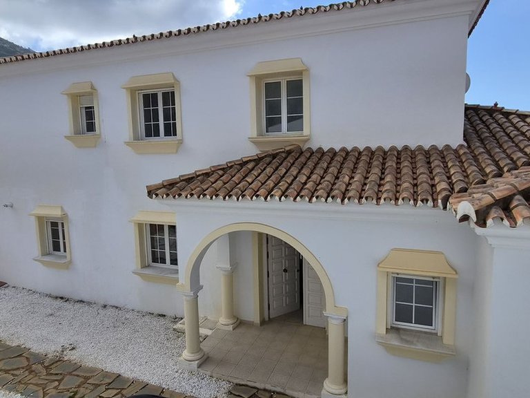 Villa for Sale in Valtocado, Malaga 27