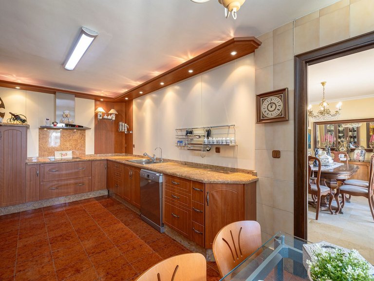 Apartment for Sale in Benalmadena, Malaga 11