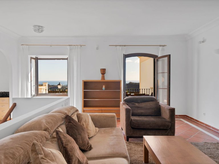 Villa for Sale in Benahavís, Malaga 25
