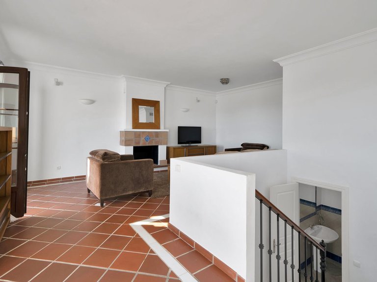 Villa for Sale in Benahavís, Malaga 33