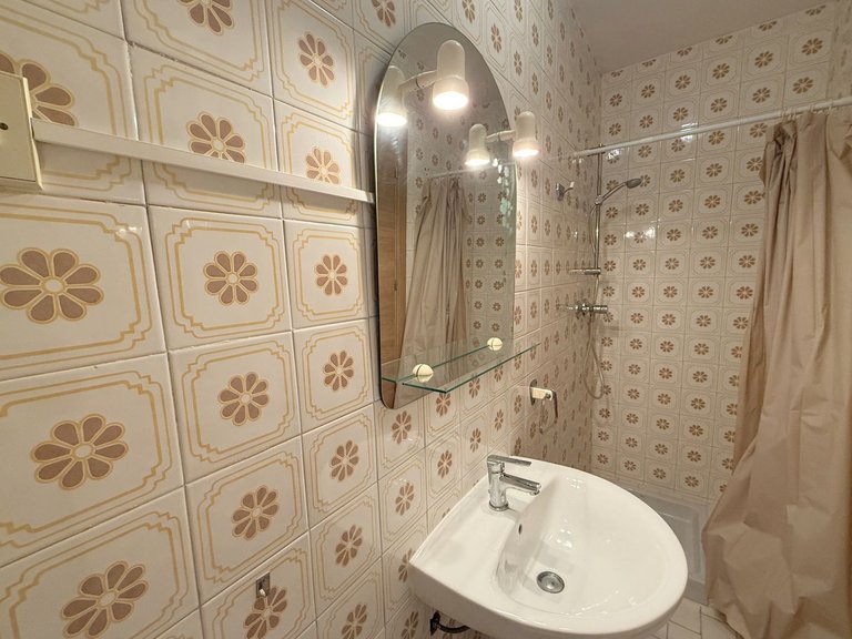 Apartment for Sale in San Luis De Sabinillas, Malaga 32
