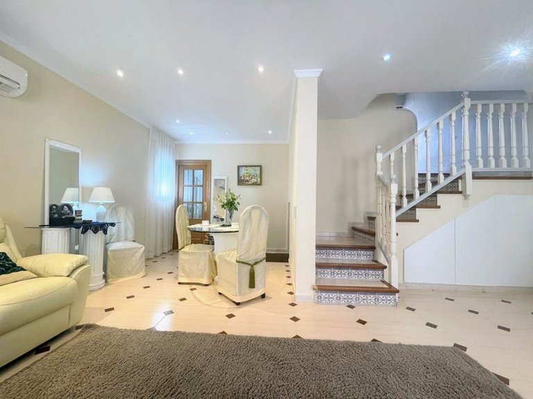 Villa for Sale in Torrevieja, Alicante 10