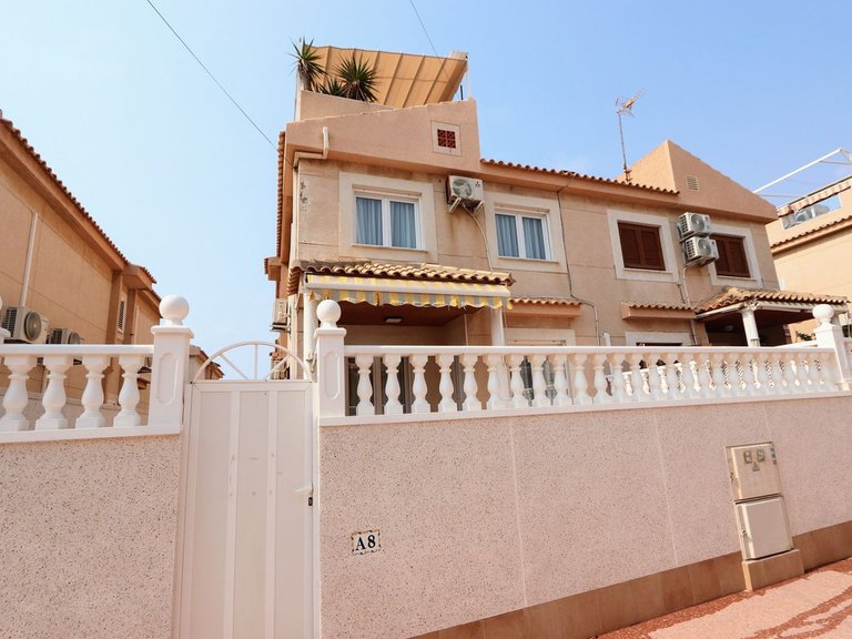Villa for Sale in Torrevieja, Alicante 36
