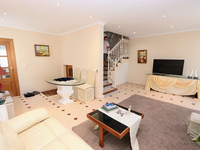 Villa for Sale in Torrevieja, Alicante 9