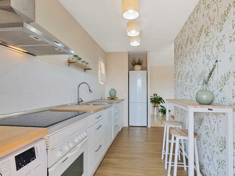 Apartment for Sale in Nueva Andalucía, Malaga 12