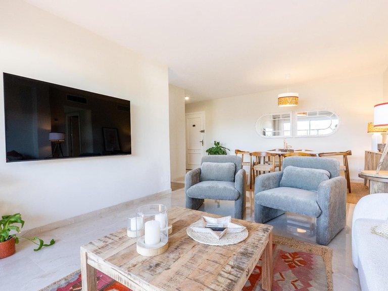 Apartment for Sale in Nueva Andalucía, Malaga 5