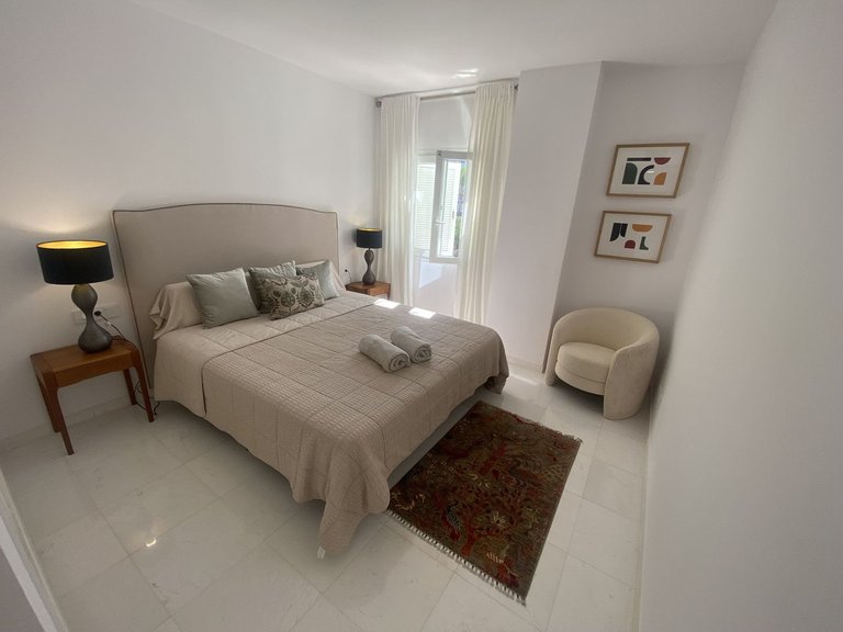 Apartment for Sale in Puerto Banús, Malaga 15