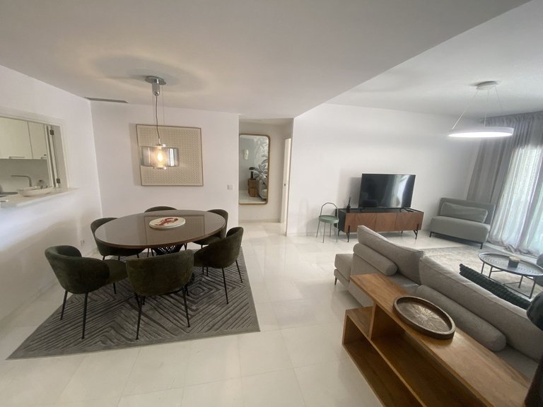 Apartment for Sale in Puerto Banús, Malaga 18