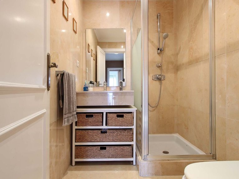 Apartment for Sale in Puerto Banús, Malaga 20