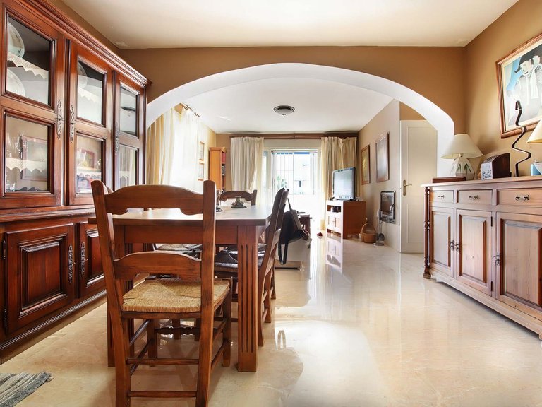 Apartment for Sale in Puerto Banús, Malaga 3