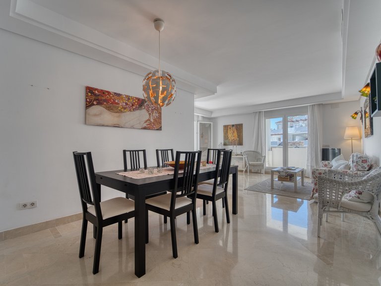 Apartment for Sale in Nueva Andalucía, Malaga 11
