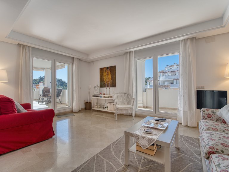 Apartment for Sale in Nueva Andalucía, Malaga 12