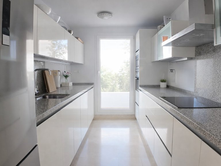 Apartment for Sale in Nueva Andalucía, Malaga 13