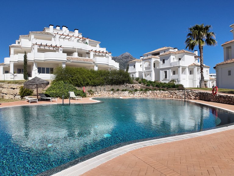 Apartment for Sale in Nueva Andalucía, Malaga 2