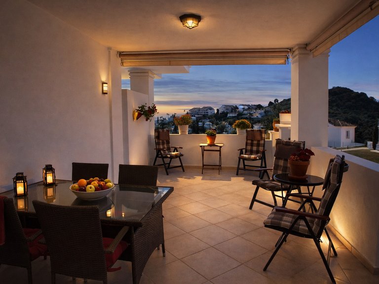 Apartment for Sale in Nueva Andalucía, Malaga 26