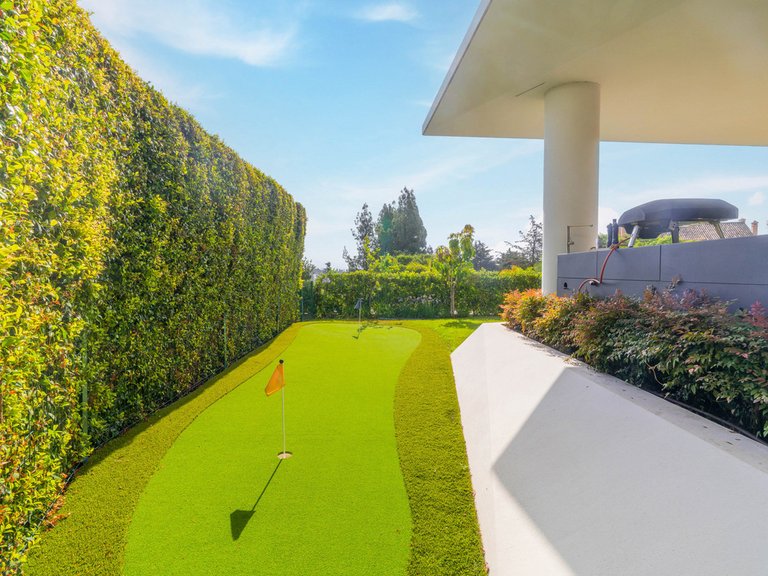 Villa for Sale in Nueva Andalucía, Malaga 21