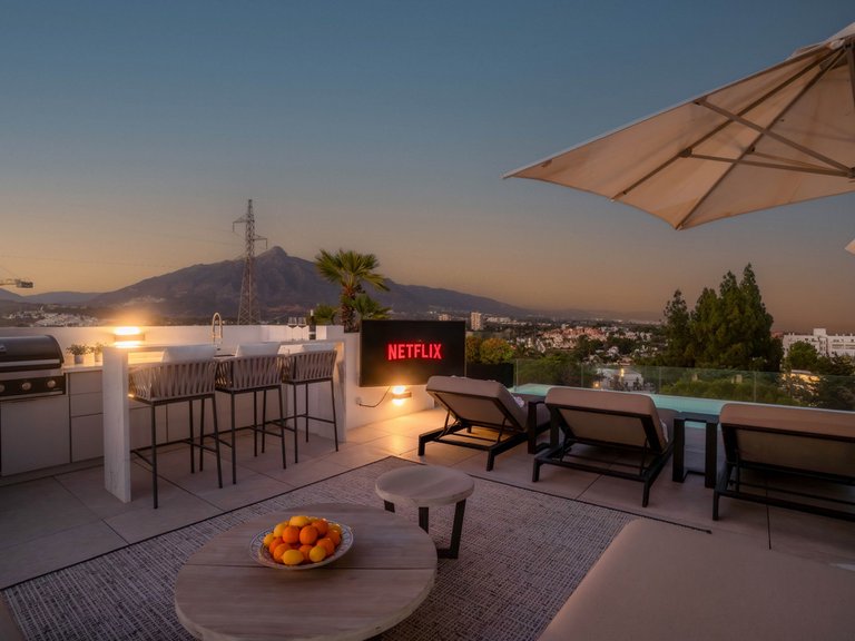 Villa for Sale in Nueva Andalucía, Malaga 51