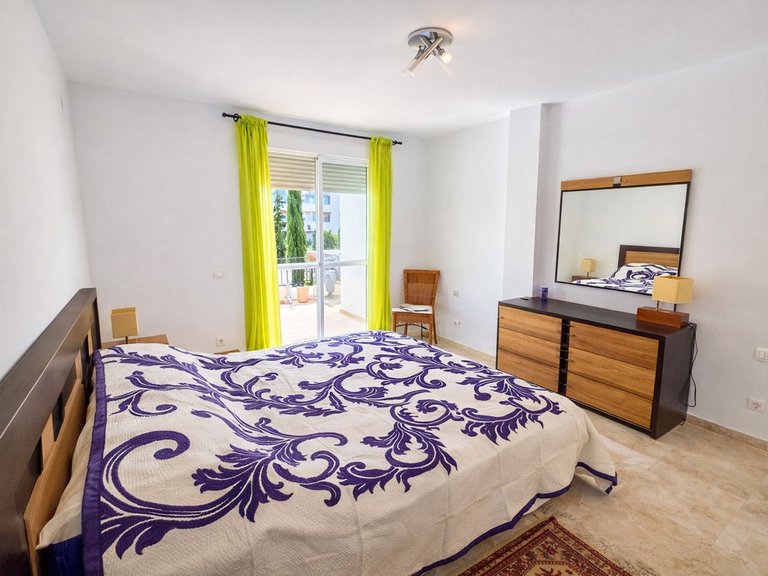 Apartment for Sale in La Duquesa, Malaga 16