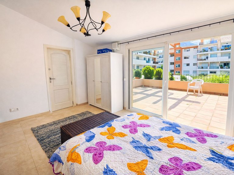 Apartment for Sale in La Duquesa, Malaga 34