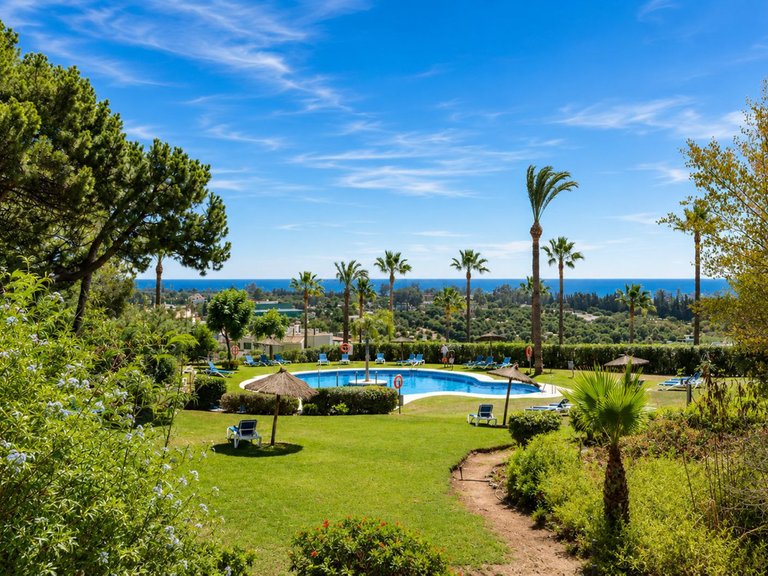 Apartment for Sale in Costa del Sol New Golden Mile, Malaga 43