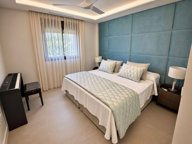 Apartment for Sale in Costa del Sol New Golden Mile, Malaga 7