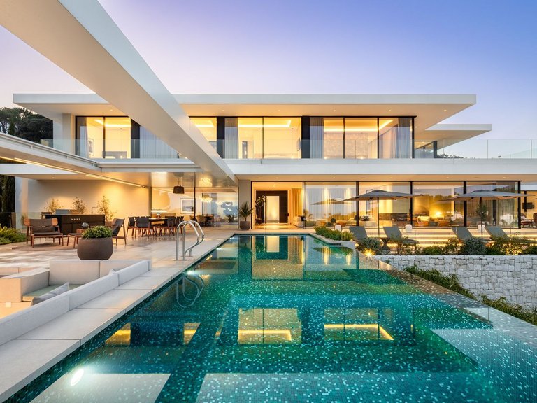 Villa for Sale in El Madroñal, Malaga 3