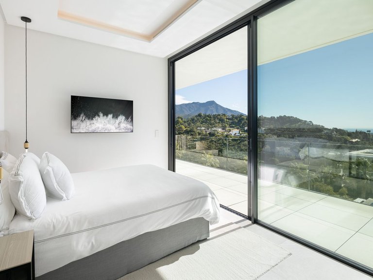 Villa for Sale in El Madroñal, Malaga 34