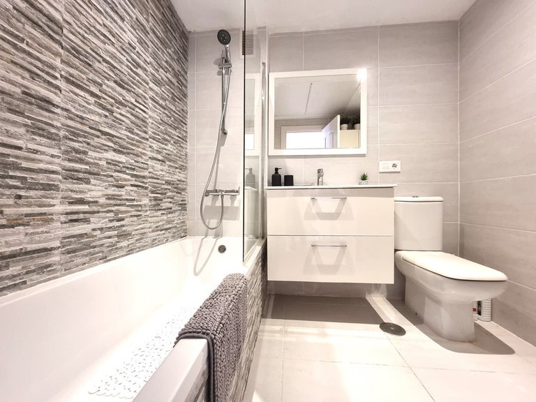Apartment for Sale in Reserva De Marbella, Malaga 11