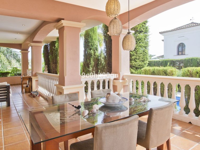 Villa for Sale in Elviria, Malaga 10