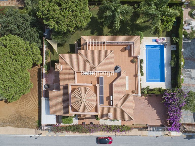 Villa for Sale in Elviria, Malaga 2