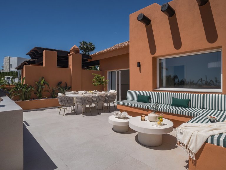 Apartment for Sale in Nueva Andalucía, Malaga 37
