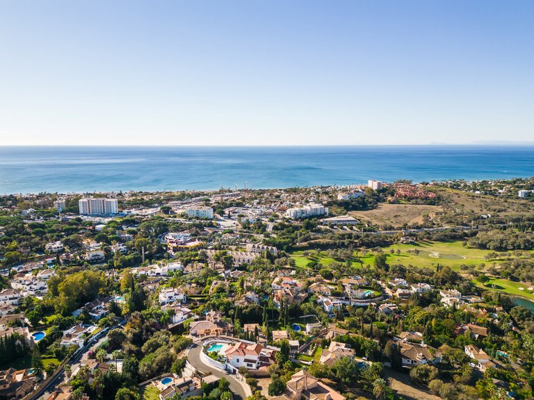 Plot for Sale in El Rosario, Malaga 7