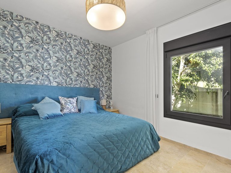 Villa for Sale in El Paraiso, Malaga 34