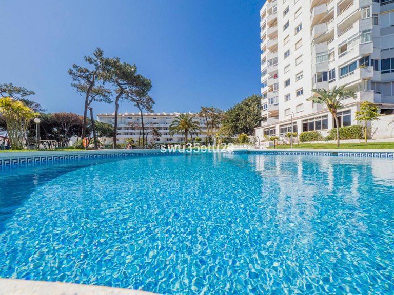 Apartment for Sale in Calahonda, Malaga 1